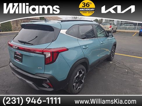 Used 2025 Kia Seltos EX w/ EX Sunroof Package image 5
