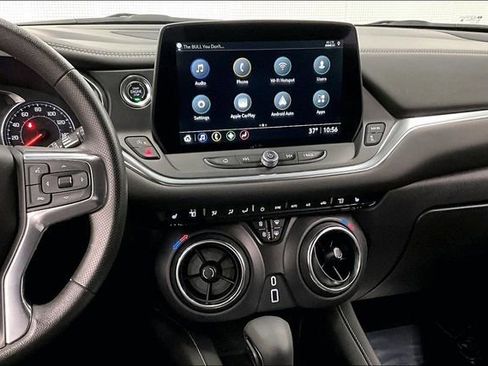 Used 2025 Chevrolet Blazer LT image 7