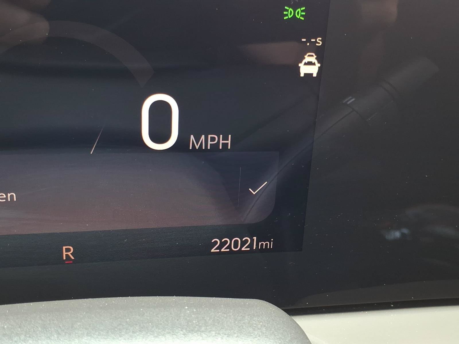 Used 2024 Buick Envista Sport Touring w/ Convenience I Package FWD image 32