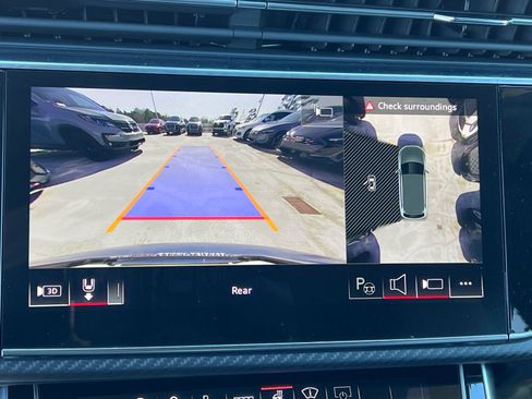 New 2026 Audi SQ7 Prestige image 23