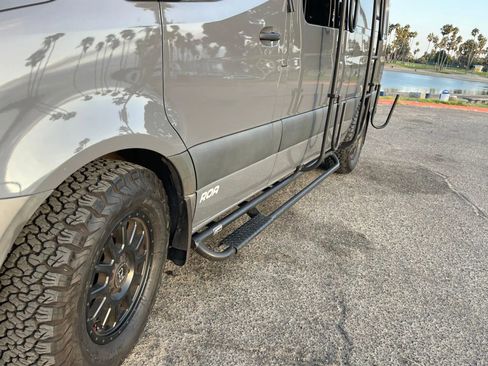 Used 2021 Mercedes-Benz Sprinter 2500 image 30