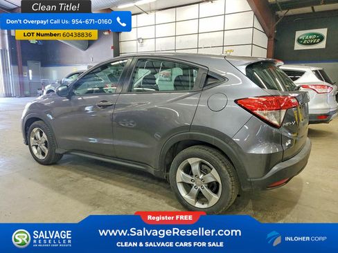 Used 2019 Honda HR-V LX image 3