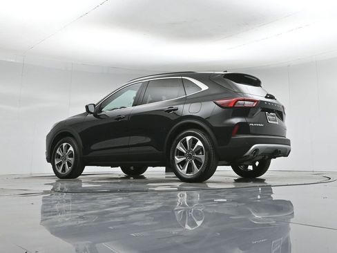 Used 2025 Ford Escape Platinum w/ Premium Technology Package image 53