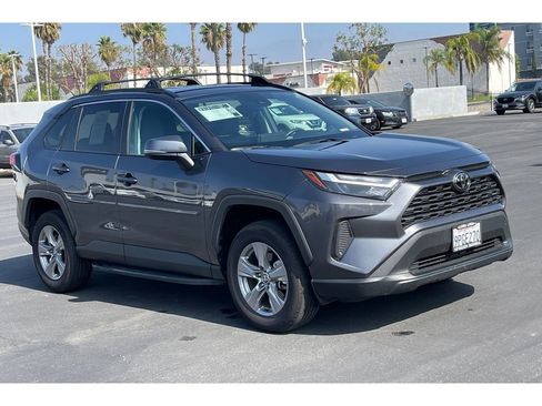 Used 2024 Toyota RAV4 XLE image 8