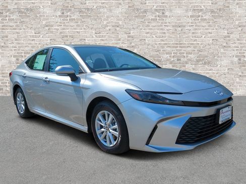 New 2026 Toyota Camry LE FWD image 1