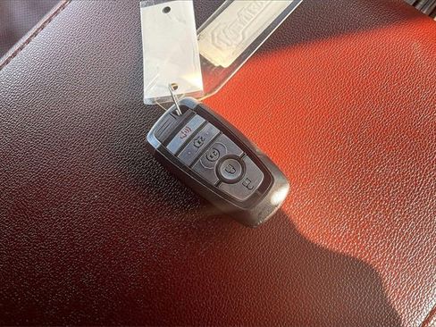 Certified 2023 Ford Expedition Limited image 11