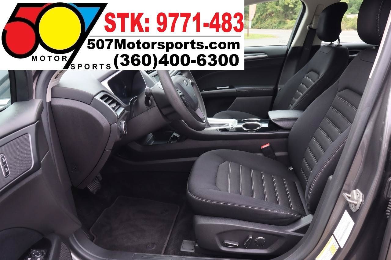 Used 2014 Ford Fusion SE FWD image 13