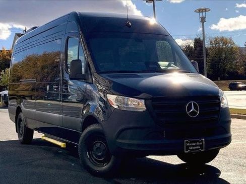 New 2025 Mercedes-Benz Sprinter 2500 image 2