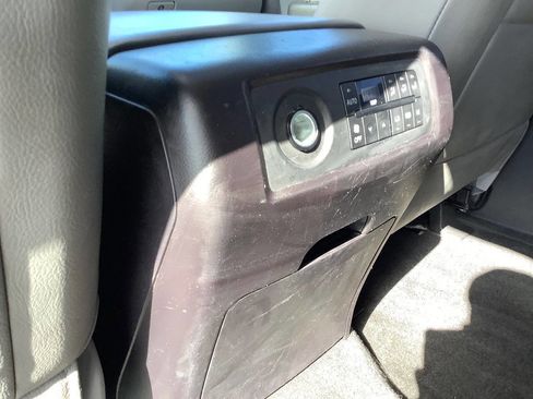 Used 2015 Toyota Sequoia Limited image 36