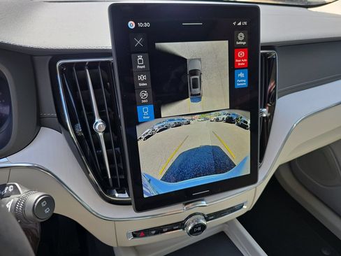 New 2026 Volvo XC60 B5 Ultra w/ Protection Package Premier AWD/4WD image 20