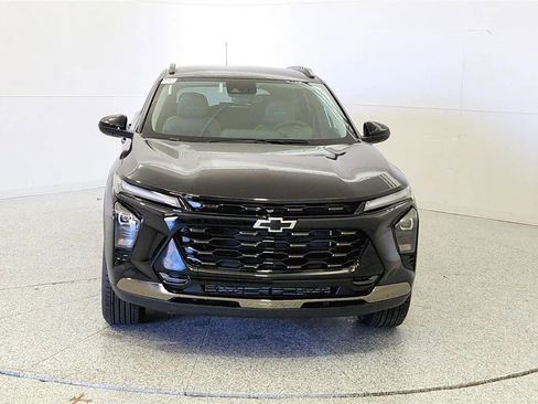 New 2026 Chevrolet Trax ACTIV w/ Driver Confidence Package FWD image 2