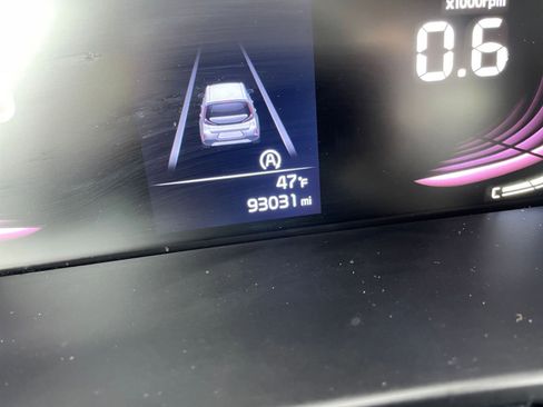 Used 2023 Kia Soul LX w/ Option Group 015 image 38