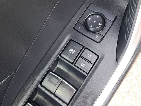 Used 2023 Toyota RAV4 XLE w/ Convenience Package AWD/4WD image 12