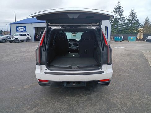 Used 2021 Cadillac Escalade ESV Sport w/ Driver Assist Tech Package image 6