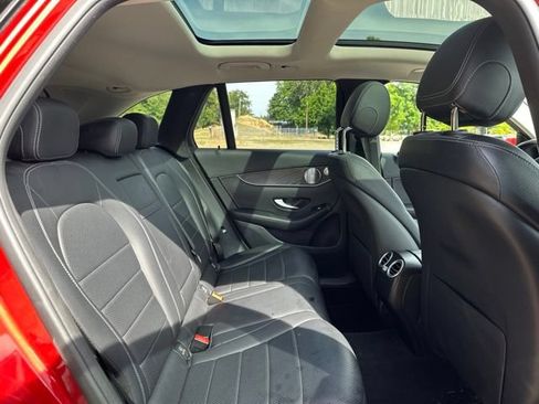 Used 2017 Mercedes-Benz GLC 300 4MATIC image 20