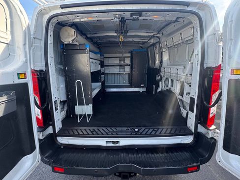 Used 2015 Ford Transit 250 130 Low Roof image 11