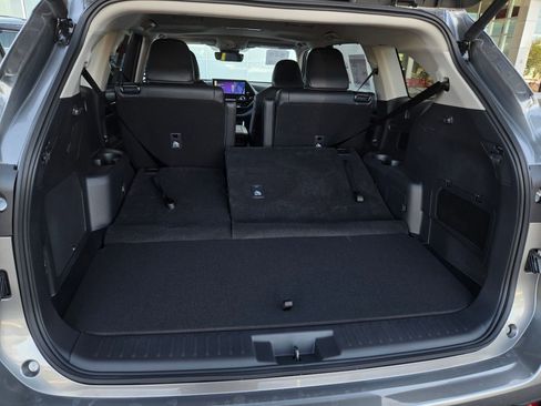 Certified 2026 Toyota Highlander Limited AWD/4WD image 26