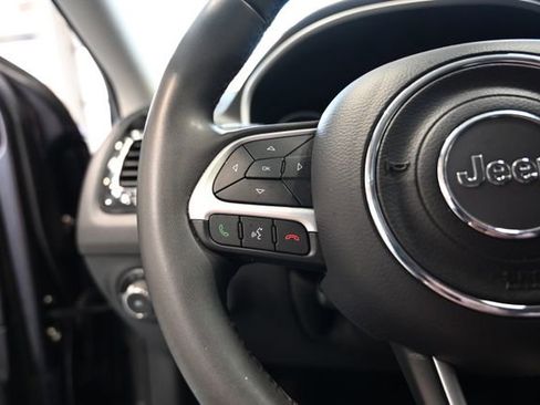 Used 2021 Jeep Compass Latitude FWD image 22