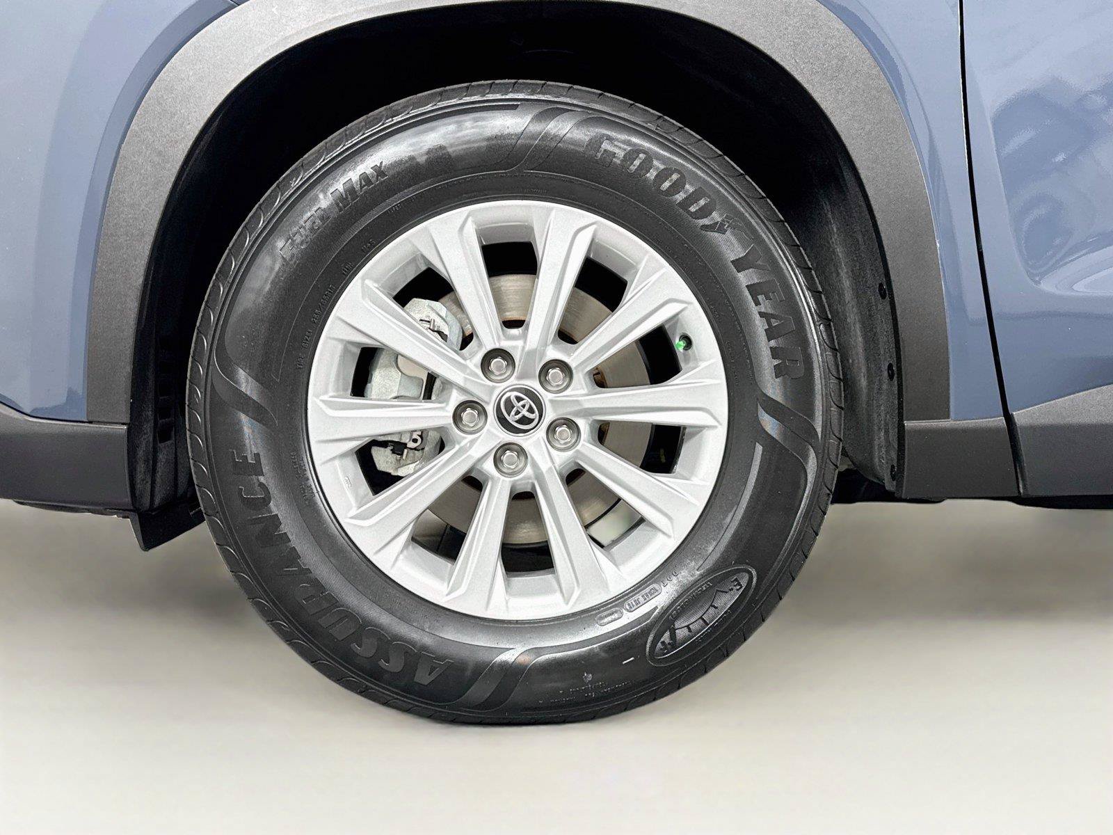 Certified 2025 Toyota Grand Highlander FWD image 45