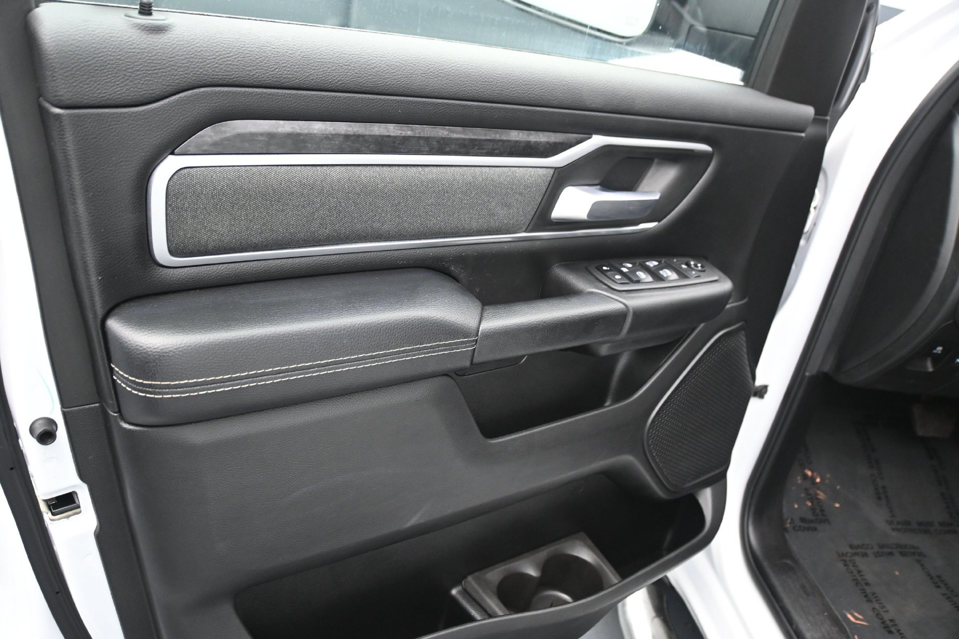 Used 2021 RAM 1500 Big Horn AWD/4WD image 17