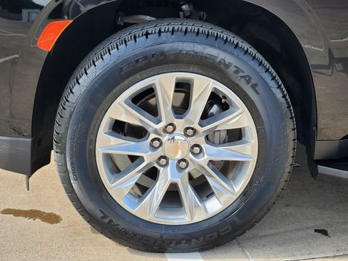 Used 2024 Chevrolet Tahoe Premier AWD/4WD image 17