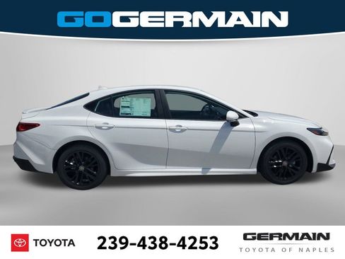 New 2025 Toyota Camry SE w/ Convenience Package FWD image 6