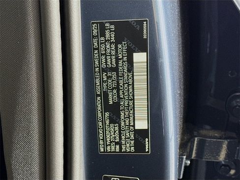 New 2026 Volvo XC90 B6 Core w/ Protection Package image 31