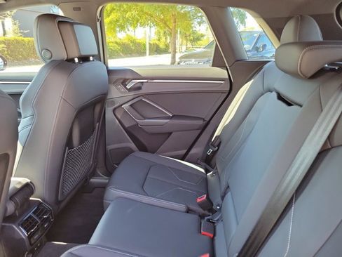 Certified 2025 Audi Q3 2.0T Premium w/ Convenience Package image 11