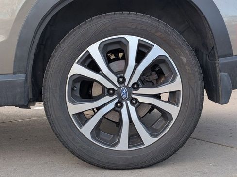 Used 2020 Subaru Forester Limited image 8