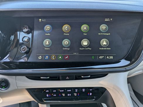 Used 2023 Buick Envision Avenir image 22