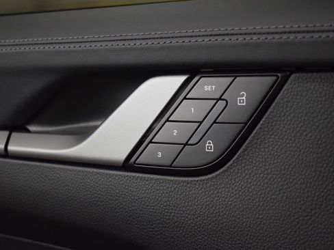 Used 2026 Porsche 911 Carrera RWD image 37