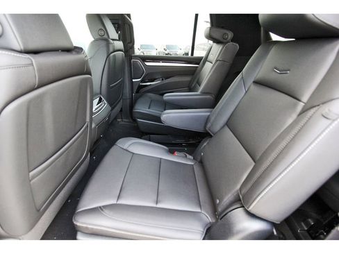 New 2026 Cadillac Escalade 2WD image 7