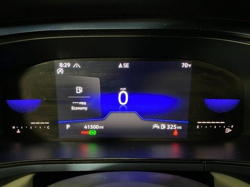 Used 2022 Volkswagen Taos SE image 19