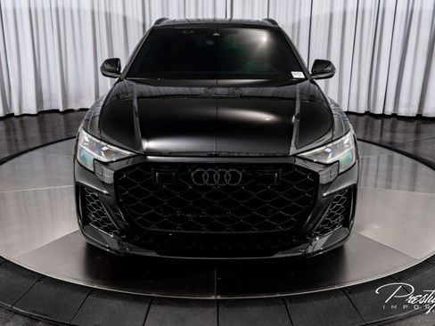 Used 2025 Audi RS Q8 performance image 4