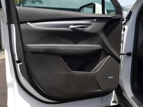 Used 2023 Cadillac XT6 Luxury FWD image 40