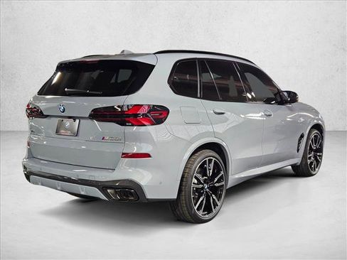 New 2026 BMW X5 M60i image 2