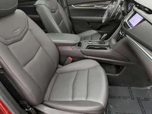 Certified 2023 Cadillac XT5 Sportv w/ Technology Package AWD/4WD image 27