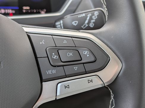 Certified 2023 Volkswagen Tiguan SE image 26