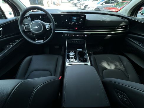 New 2026 Kia Carnival SX Prestige FWD image 32