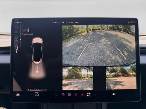 Used 2024 Tesla Model 3 Long Range AWD/4WD image 16