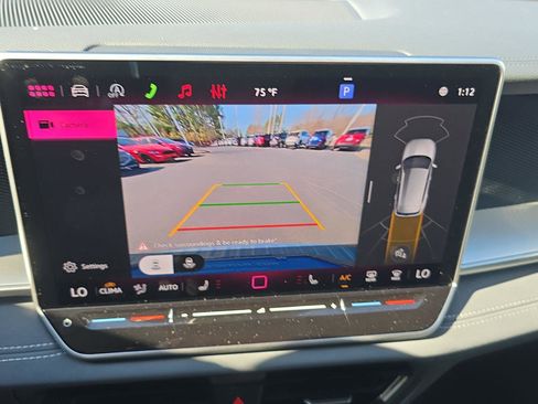 New 2026 Volkswagen Tiguan SE image 22