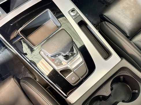 Used 2023 Audi Q5 2.0T Premium Plus w/ Premium Plus Package image 16
