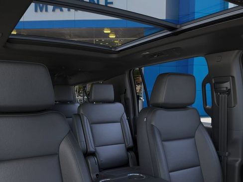 New 2026 Chevrolet Suburban Z71 AWD/4WD image 24