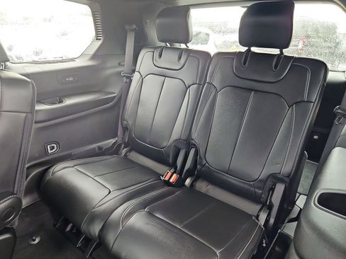 New 2025 Jeep Grand Cherokee L Limited w/ Black Appearance Package image 30