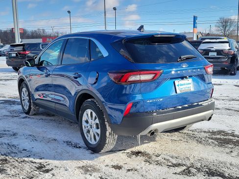 Used 2023 Ford Escape Active image 3