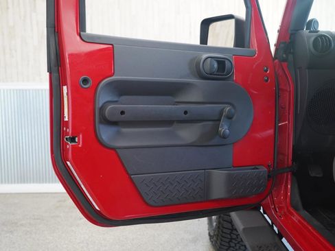 Used 2009 Jeep Wrangler X AWD/4WD image 27