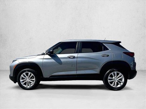 Used 2023 Chevrolet TrailBlazer LS image 6