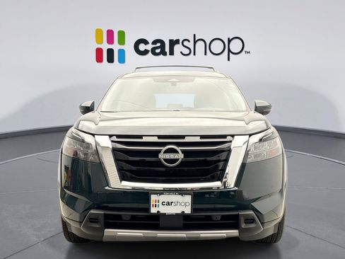 Used 2025 Nissan Pathfinder SL AWD/4WD image 8