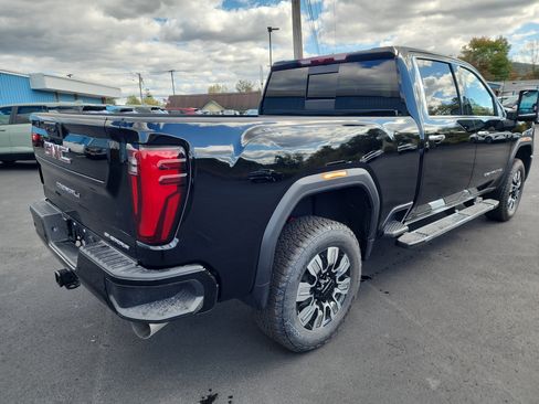 New 2026 GMC Sierra 2500 Denali AWD/4WD image 8