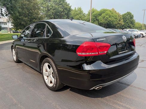 Used 2013 Volkswagen Passat 2.5 SE FWD image 12